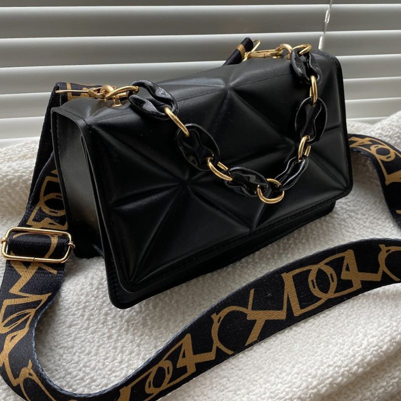 pearl purse bag black-1